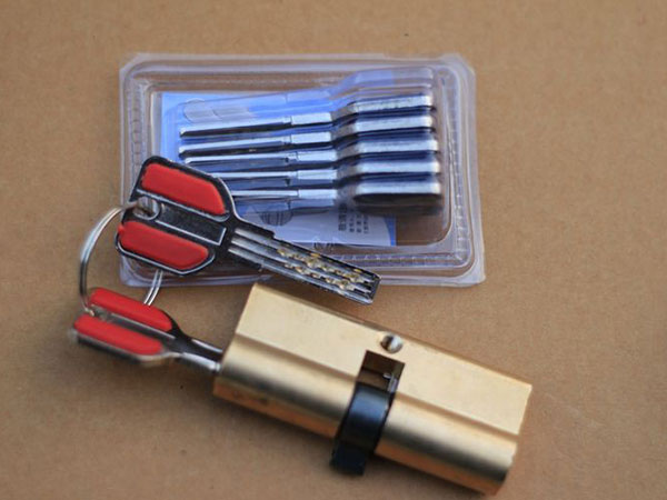 玉屏24小时上门开锁公司